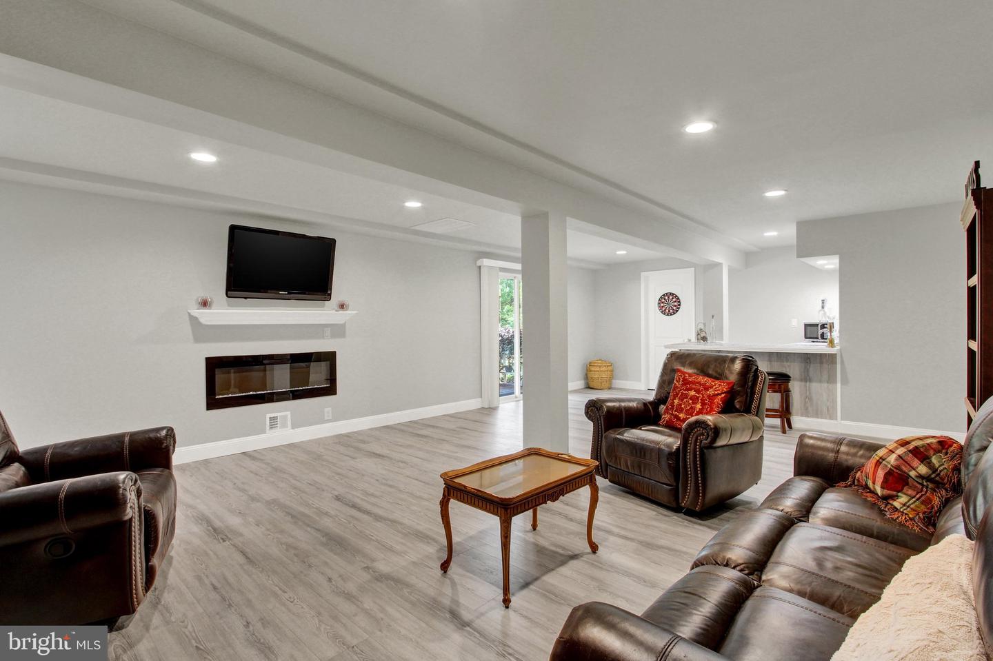 7 Laurel Hill Ct Property Photo 25