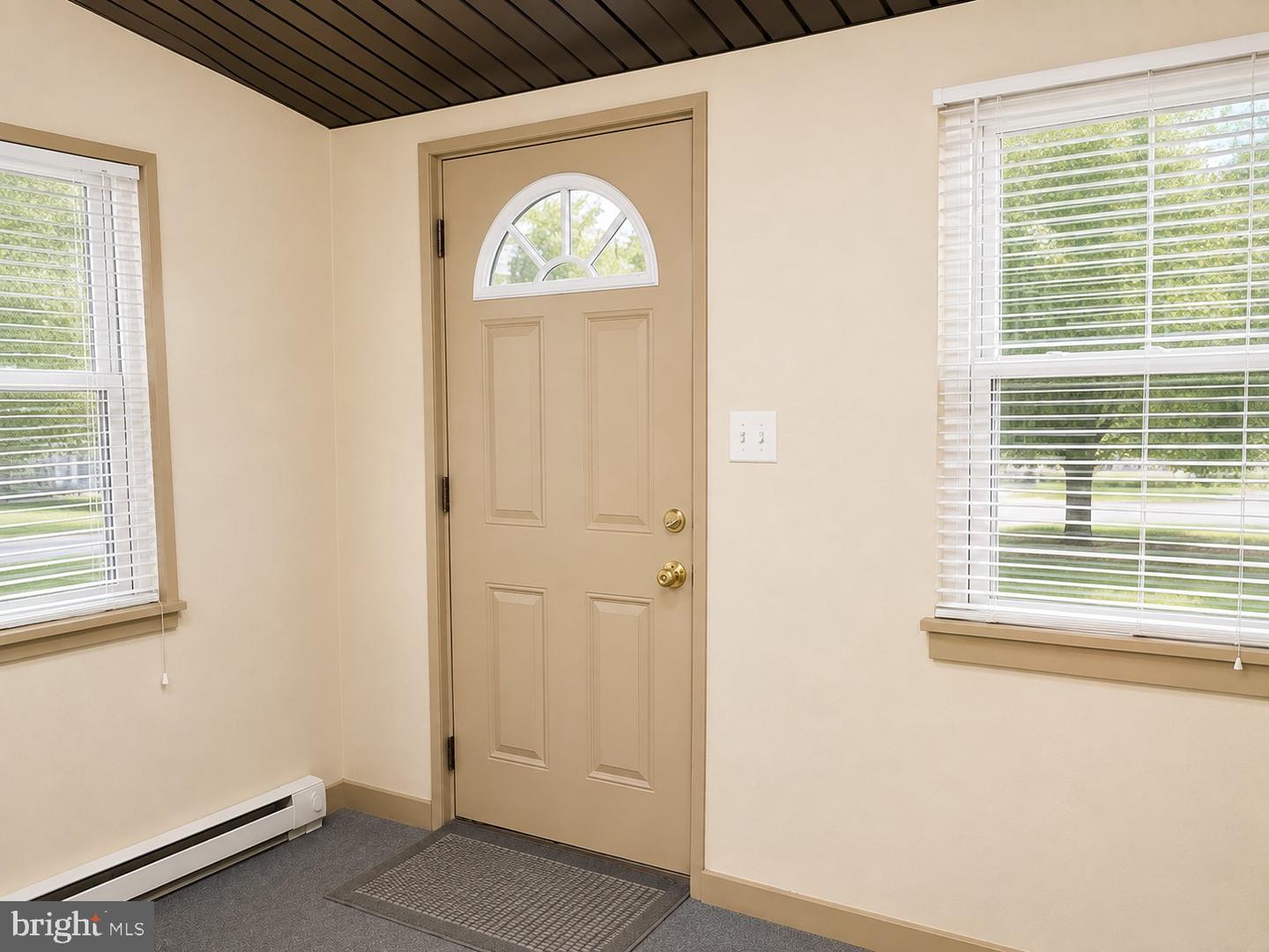 146 Main St #a Property Photo 5