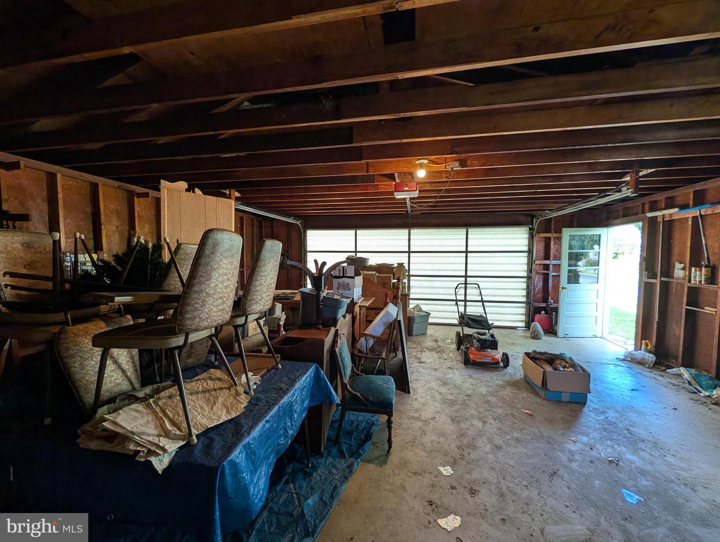 201 Main St Property Photo 13