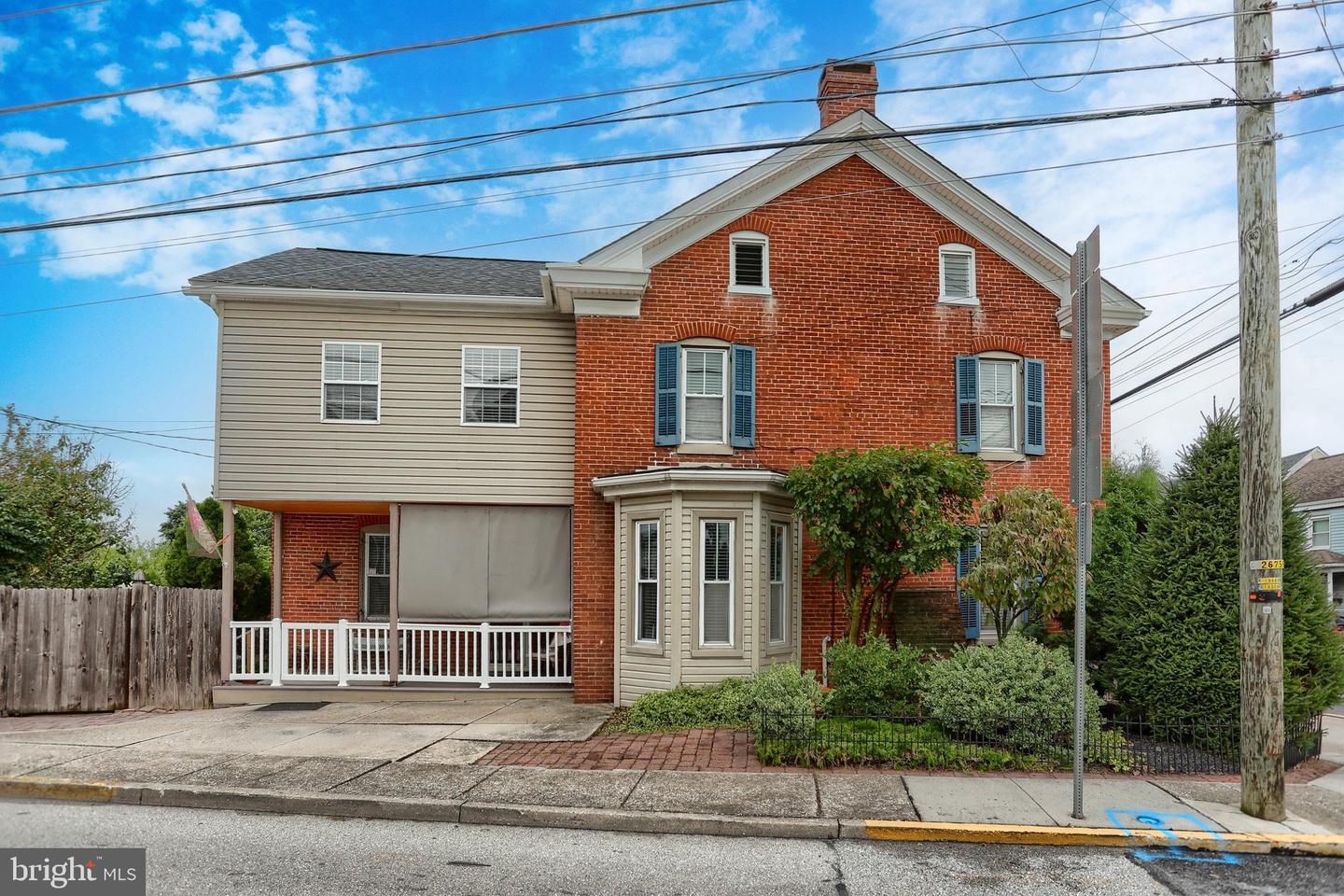 13 Hanover Street Property Photo 4