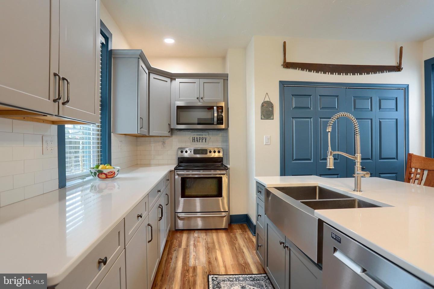 13 Hanover Street Property Photo 14