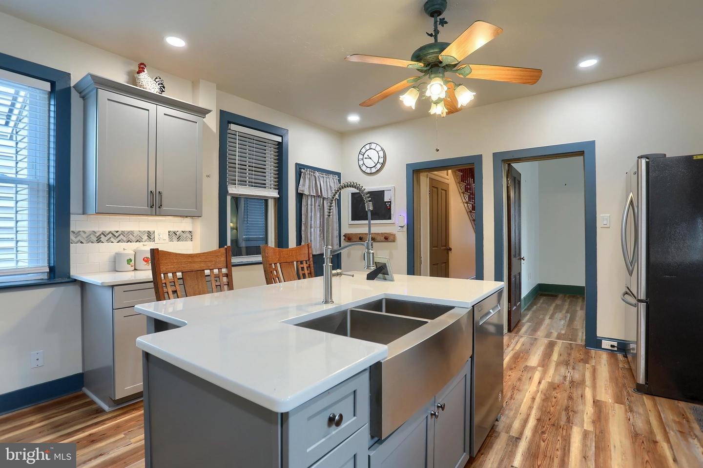13 Hanover Street Property Photo 15