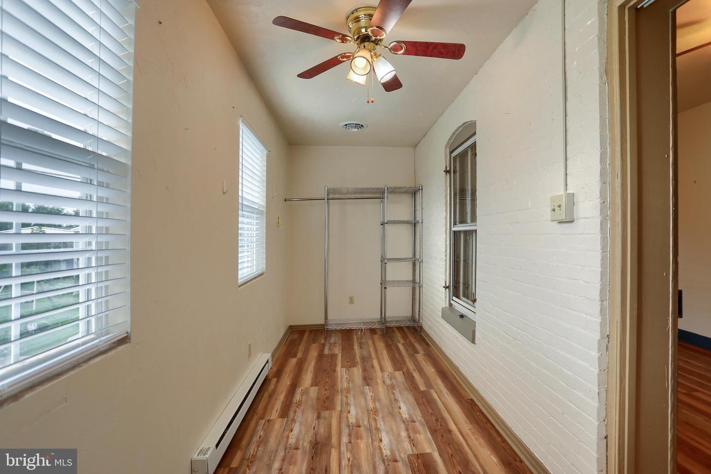 13 Hanover Street Property Photo 19