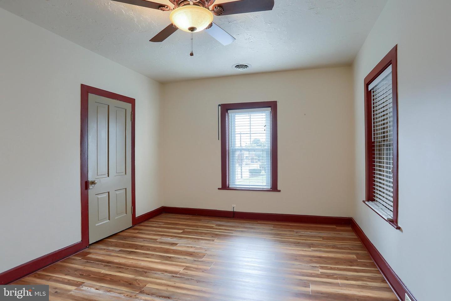13 Hanover Street Property Photo 21