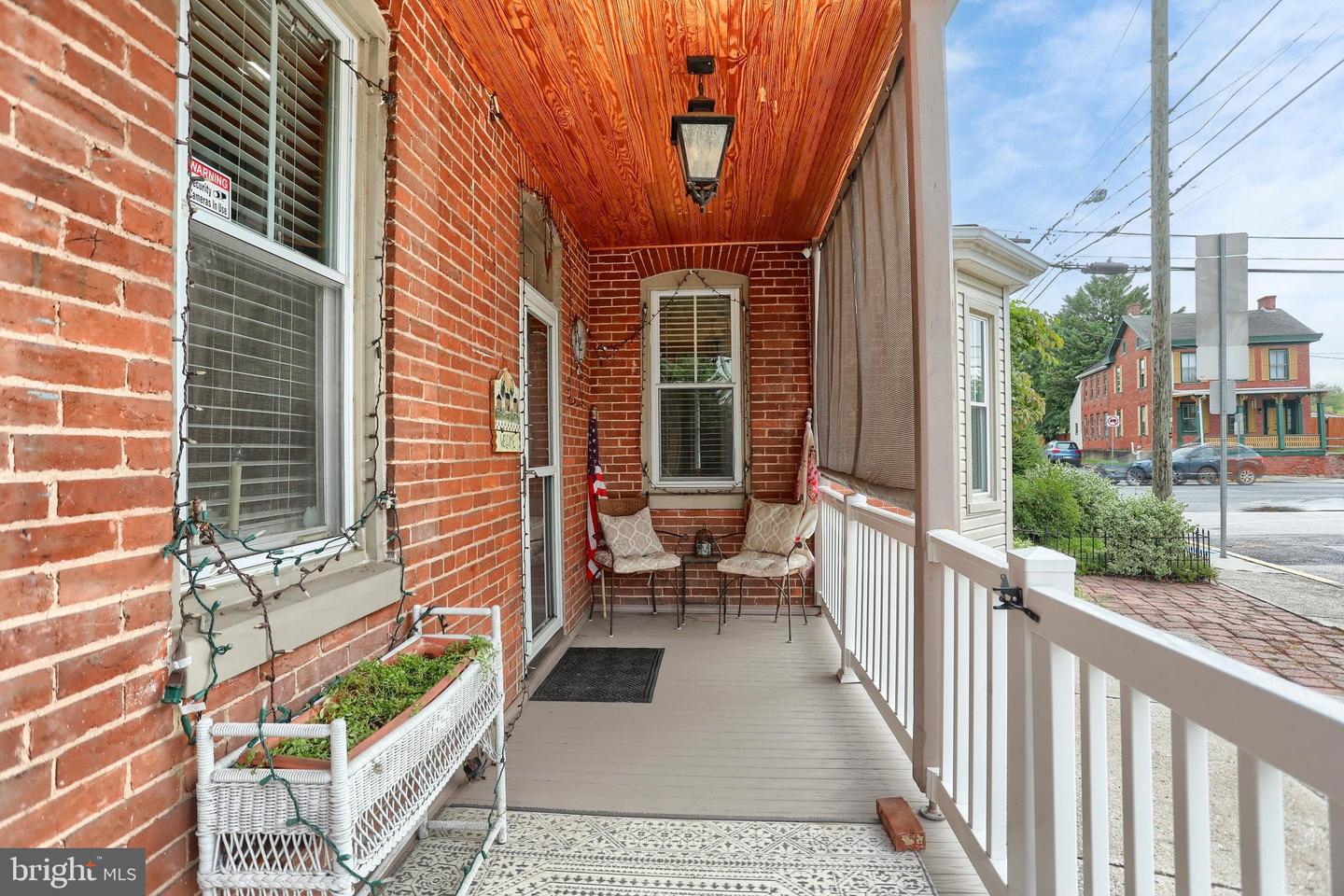 13 Hanover Street Property Photo 31