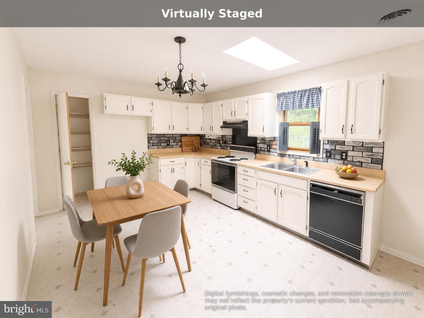 5071 Baltimore Property Photo 14
