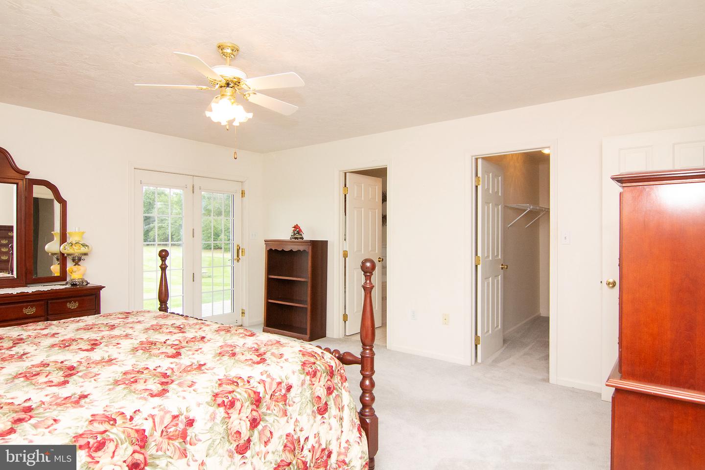 960 Teeter Rd Property Photo 17