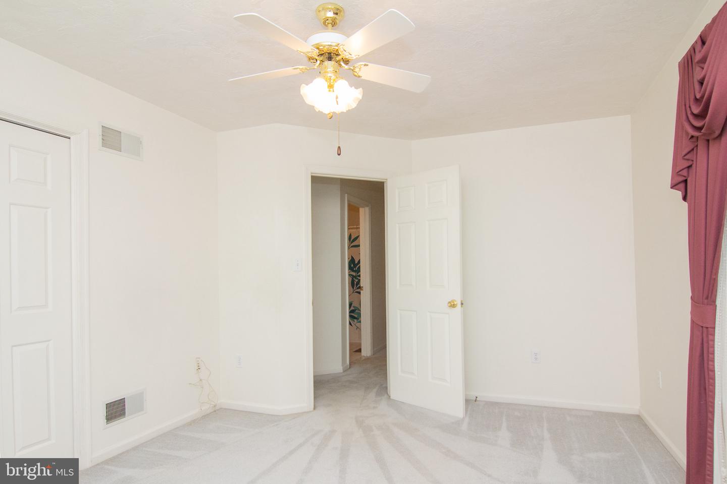 960 Teeter Rd Property Photo 22
