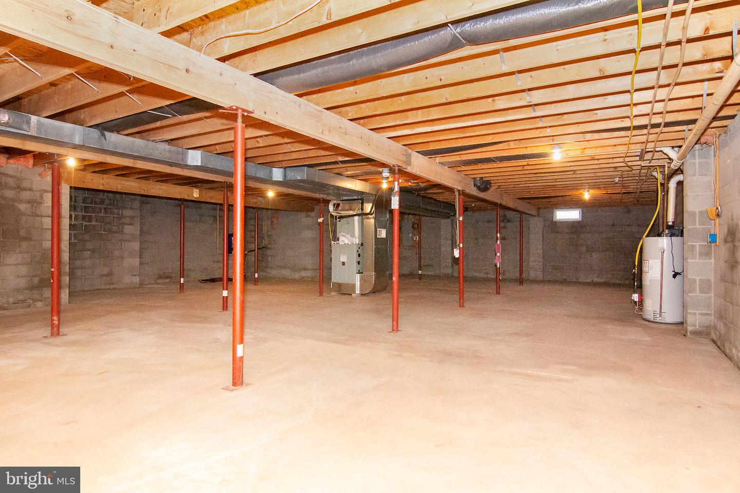 960 Teeter Rd Property Photo 29