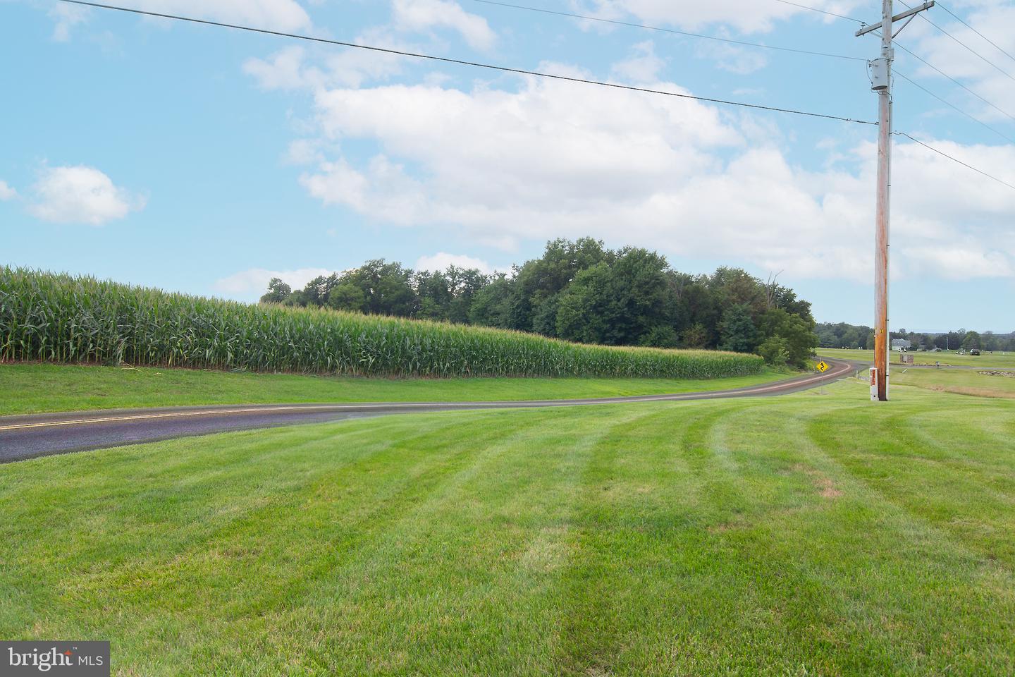 960 Teeter Rd Property Photo 39