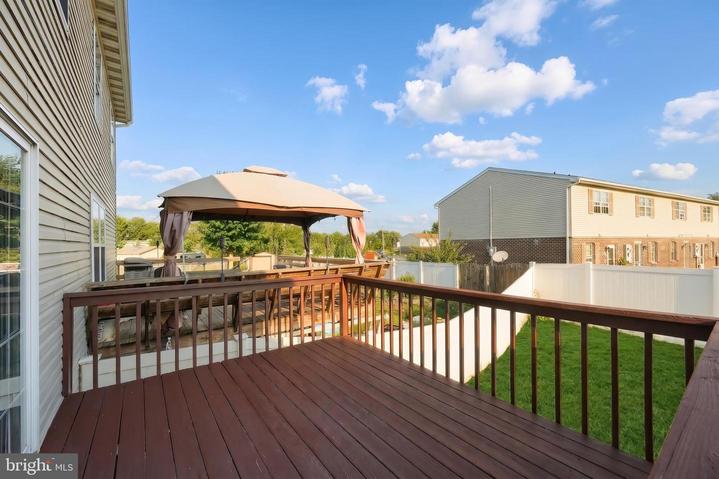 24 Squire Cir Property Photo 8