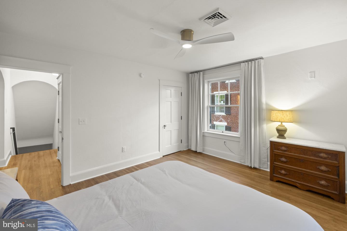 155 W Lincoln Ave Property Photo 46