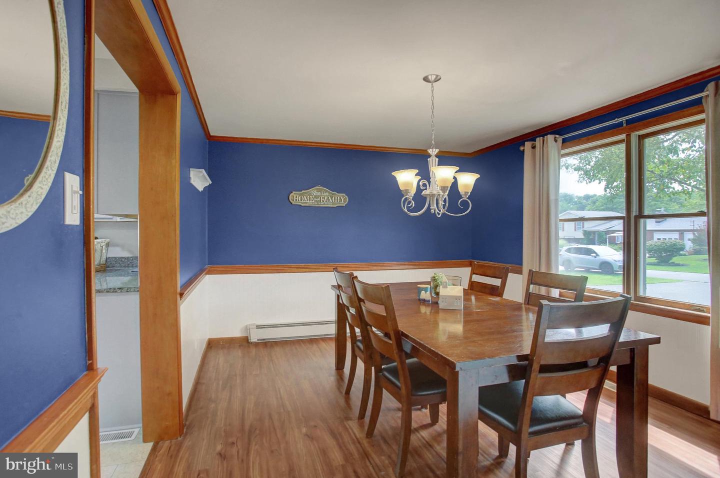16 Easy St Property Photo 16