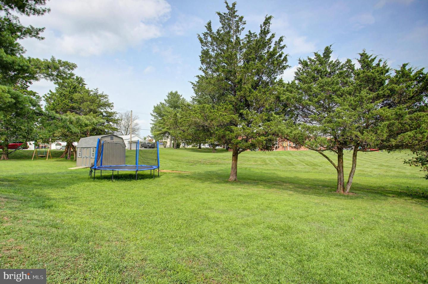 16 Easy St Property Photo 46