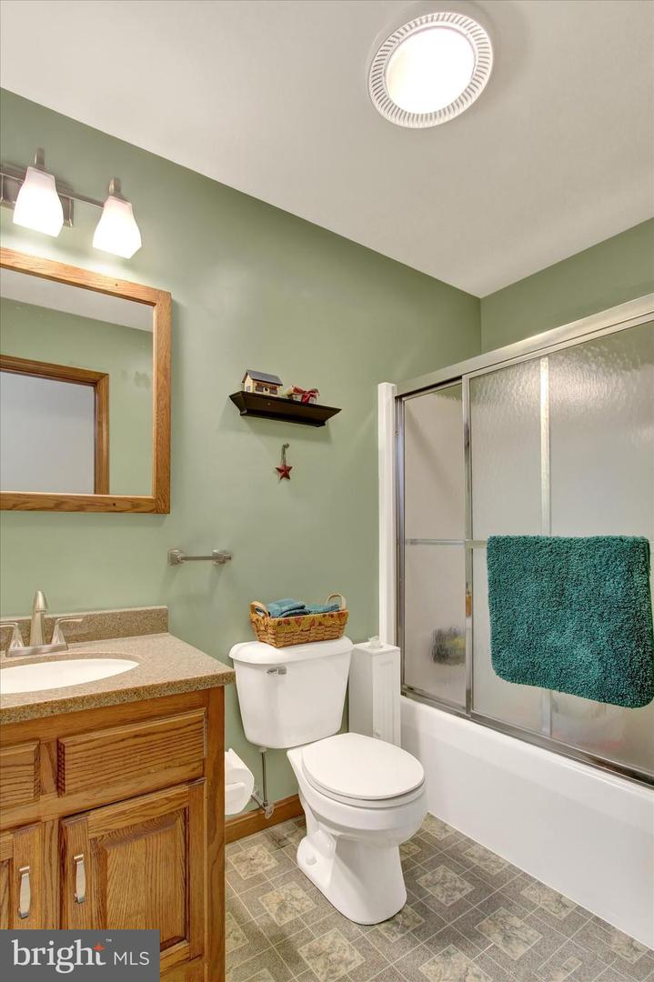 827 Hancock Dr Property Photo 31