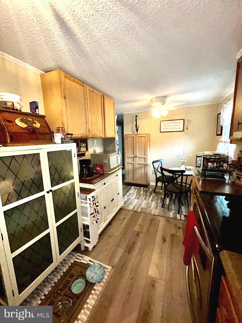 4 Corey Ln Property Photo 10