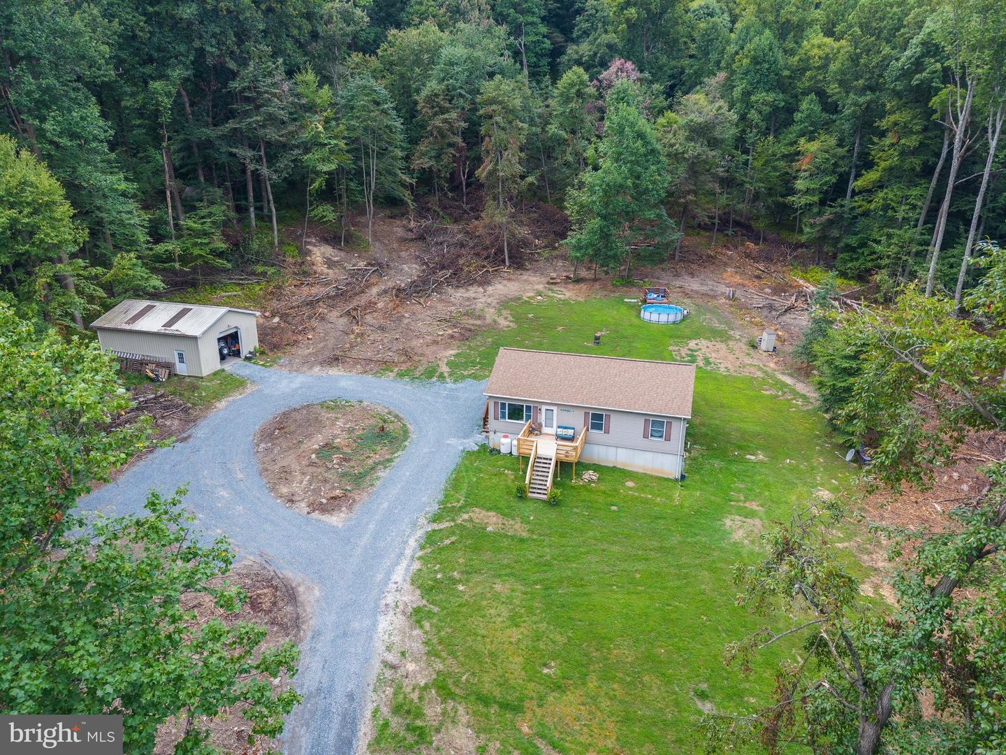 1395-j Green Ridge Rd Property Photo 2