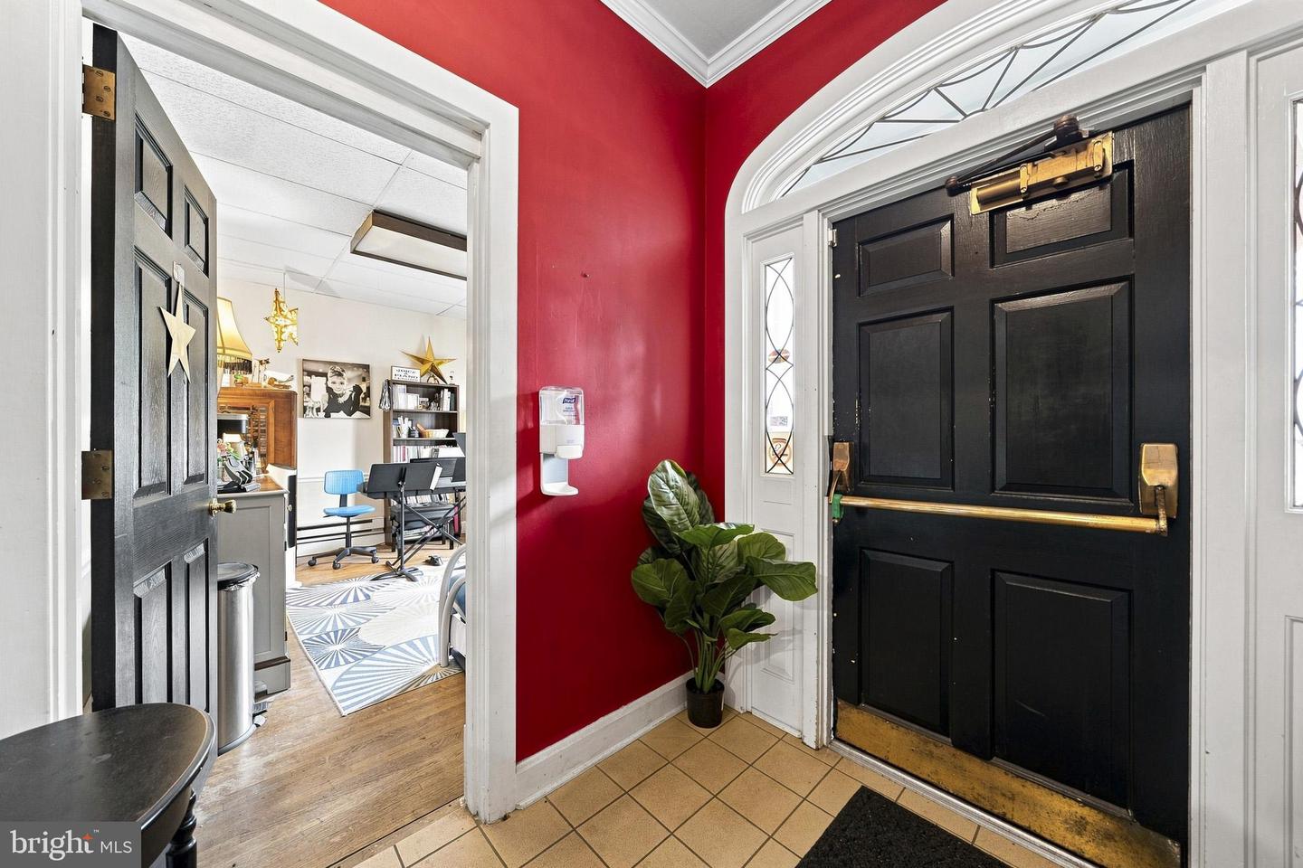 49 York St Property Photo 7
