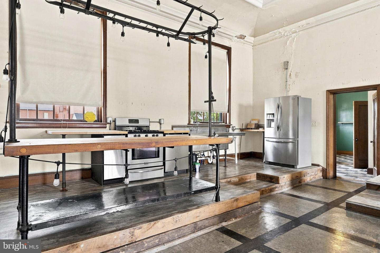 49 York St Property Photo 24