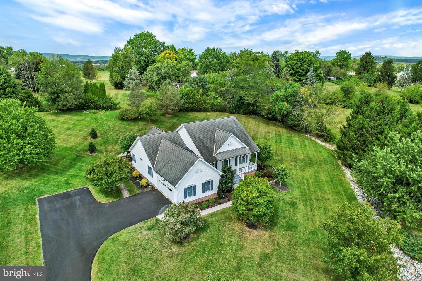 171 Hunters Trl Property Photo 37