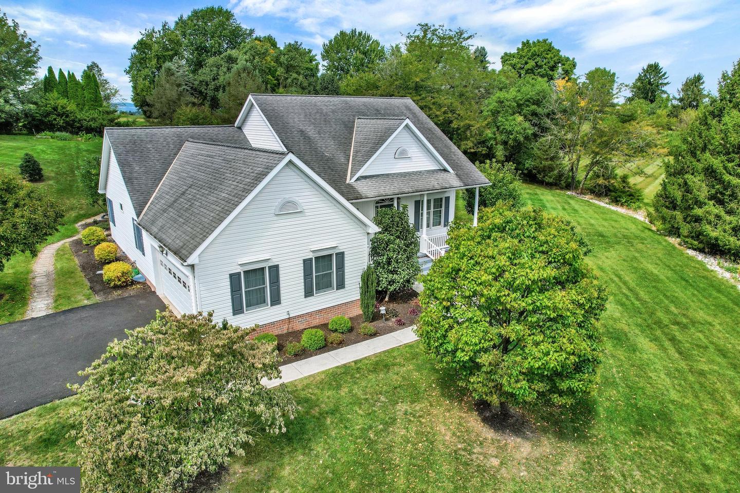 171 Hunters Trl Property Photo 39
