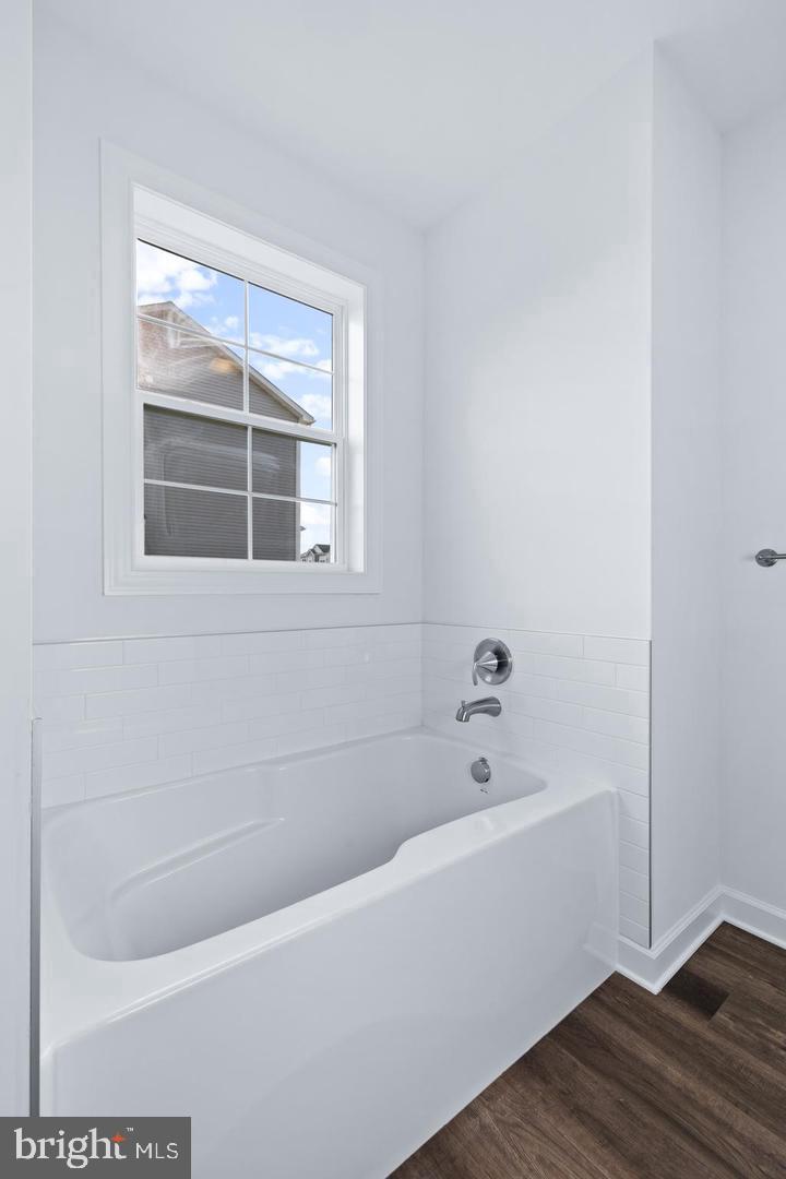 42 Lobell Rd Property Photo 13