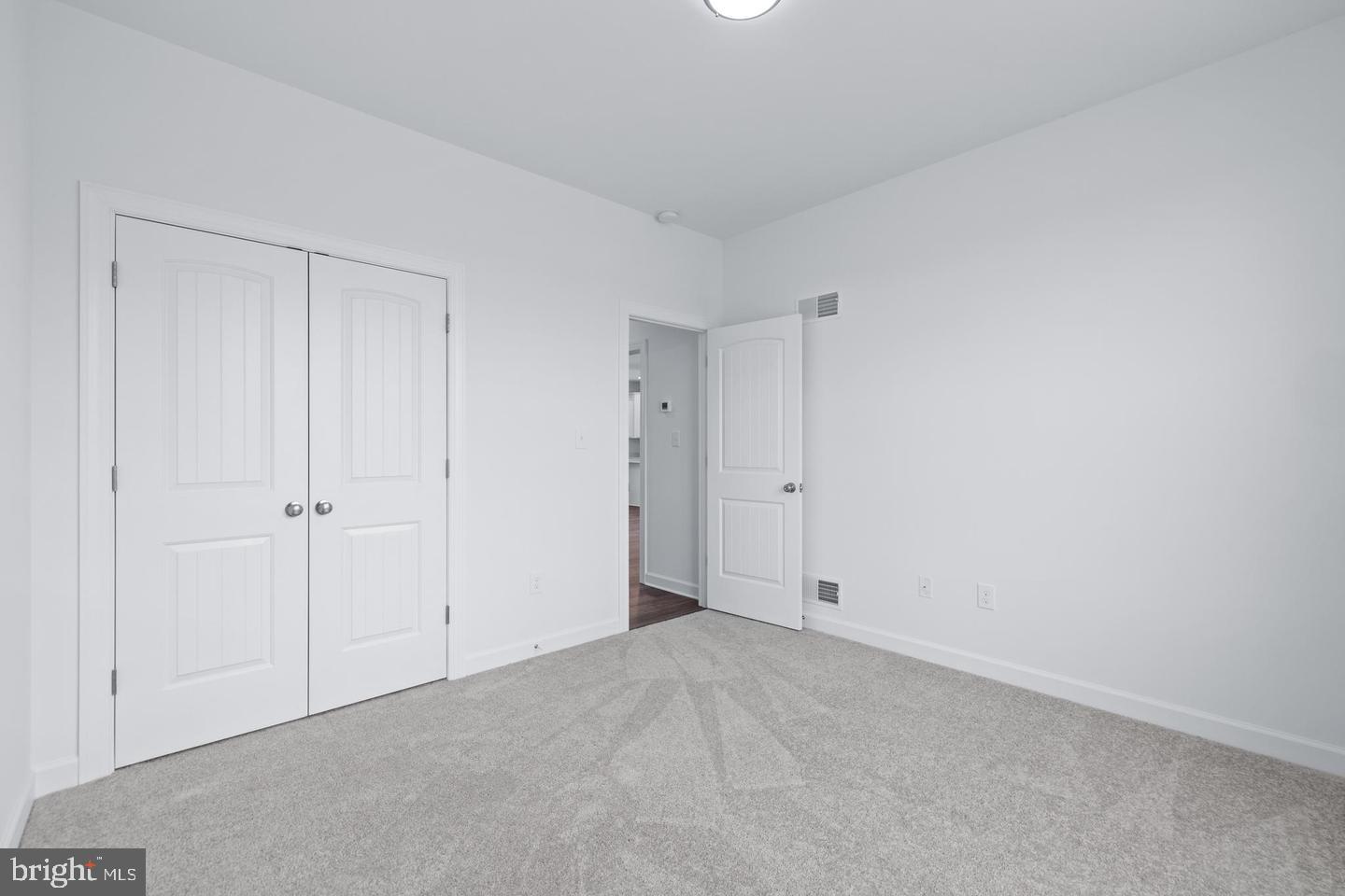 42 Lobell Rd Property Photo 17