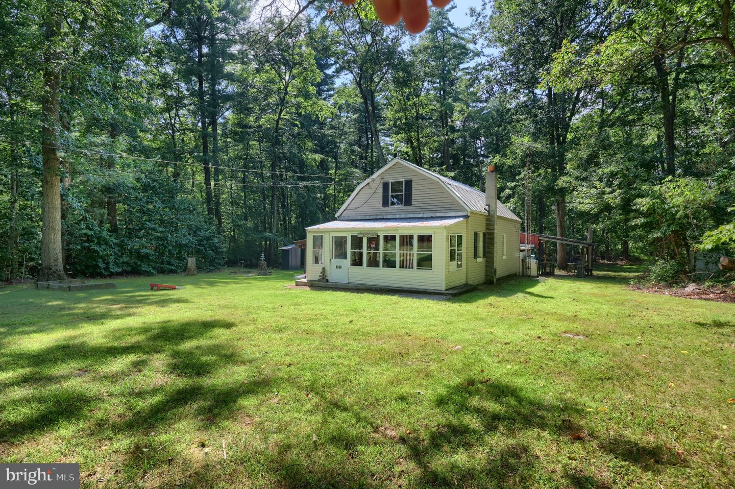 1300 CHURCH RD