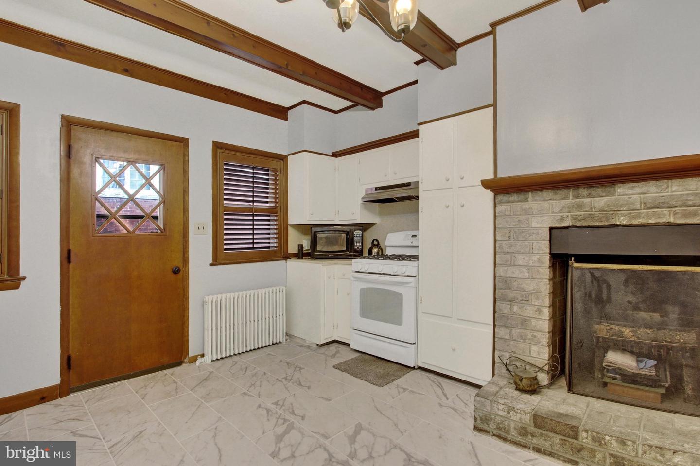 34 N Stratton St Property Photo 12