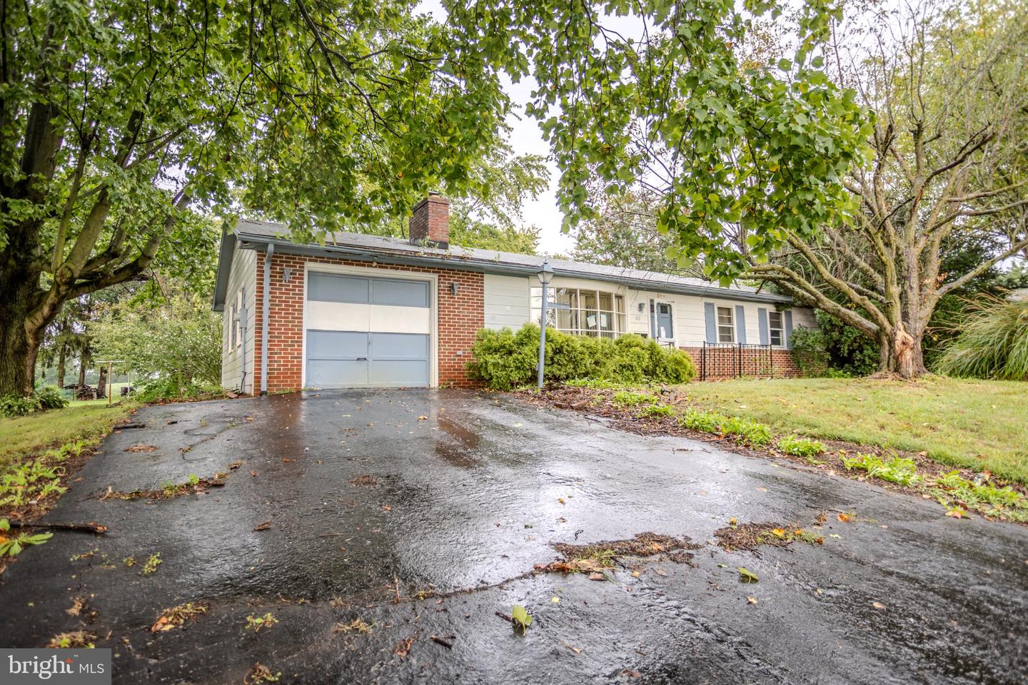 60 Pine Grove Rd Property Photo 1