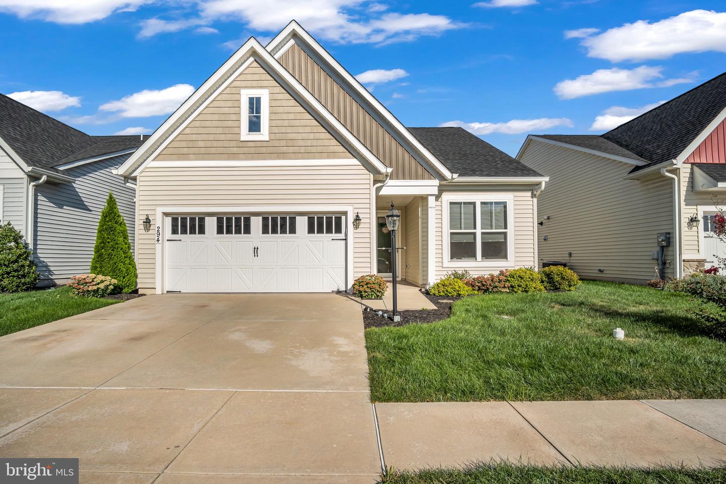 294 RUSTIC WOOD DR