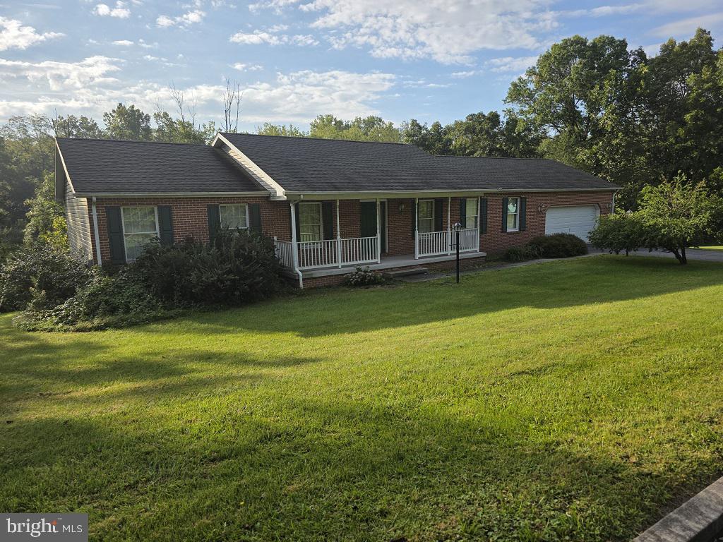 85 White Rd Property Photo 1
