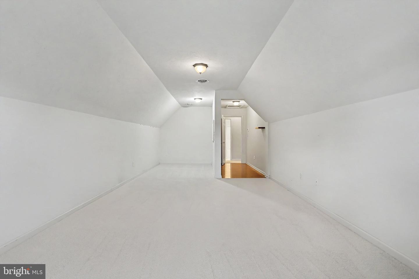 12 E Summit Dr Property Photo 36