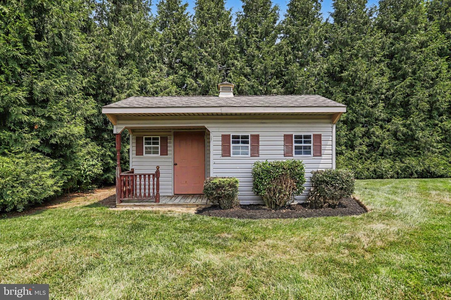 12 E Summit Dr Property Photo 47
