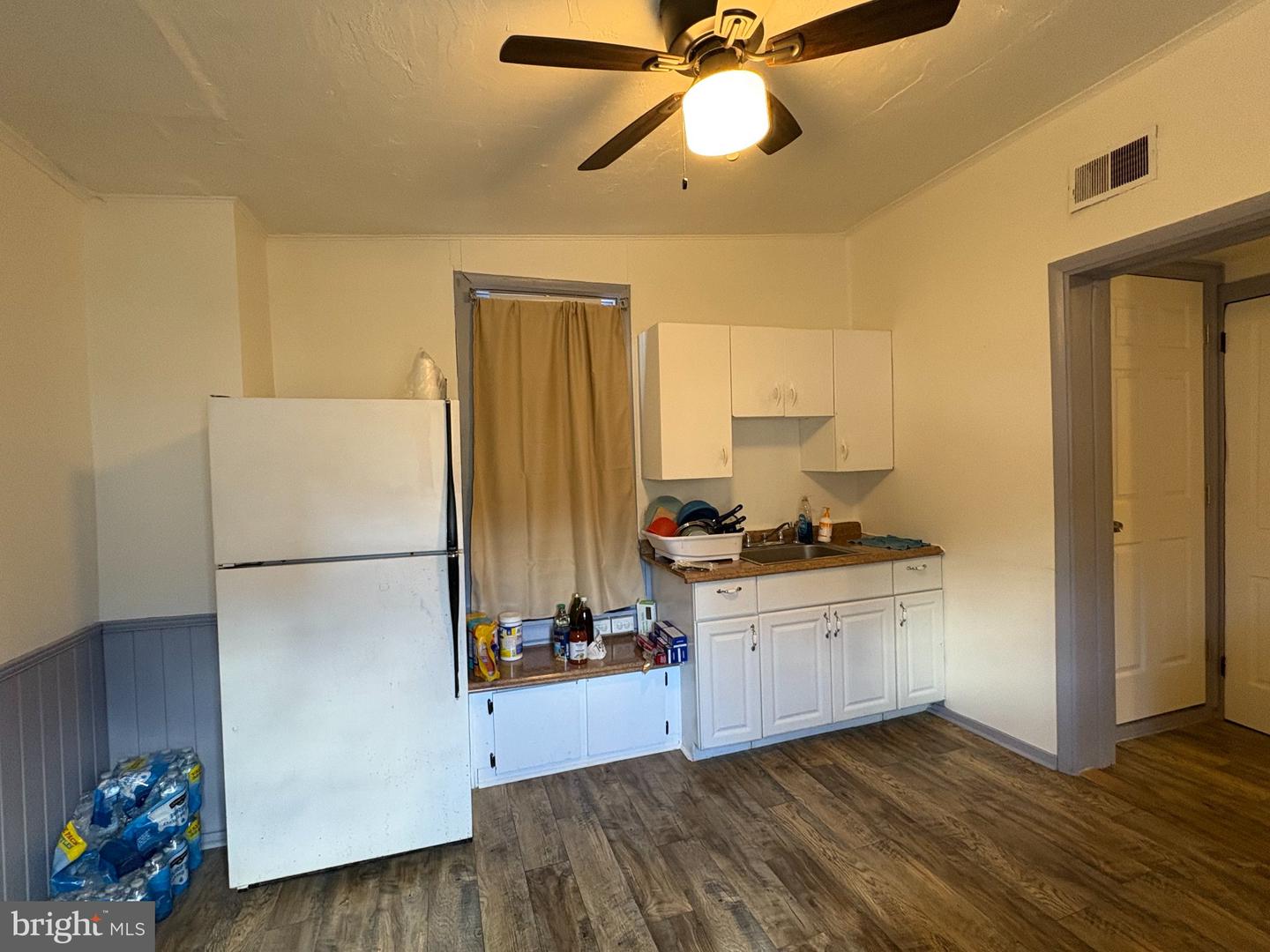 131 West St Property Photo 9