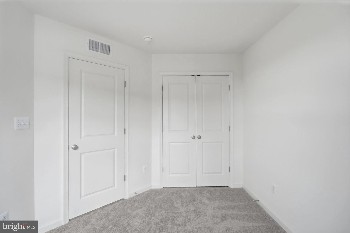8 Juniper Ct Property Photo 23