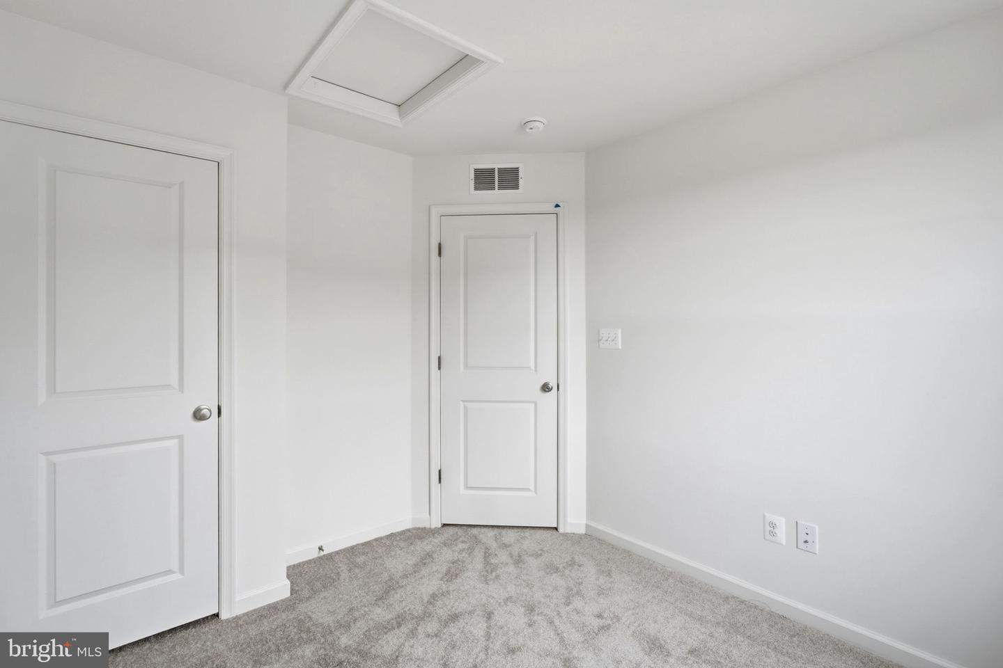 8 Juniper Ct Property Photo 25