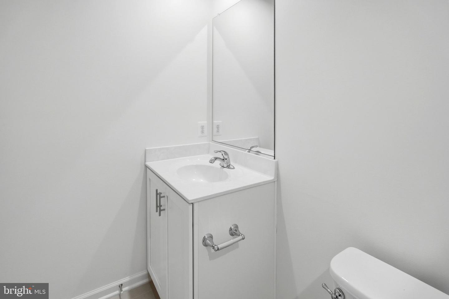 8 Juniper Ct Property Photo 27