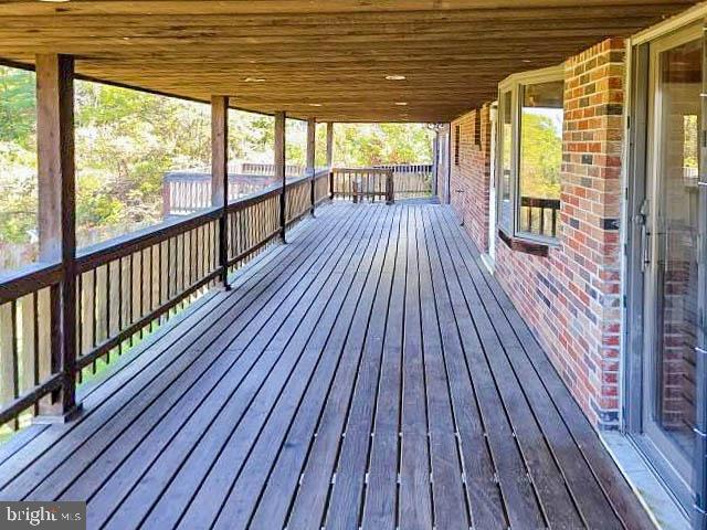 108 Economy Grade Rd Property Photo 8