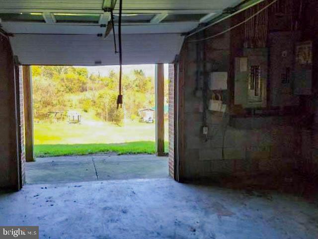 108 Economy Grade Rd Property Photo 33