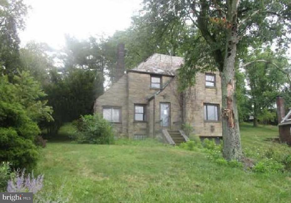 1761 Bower Hill Rd Property Photo