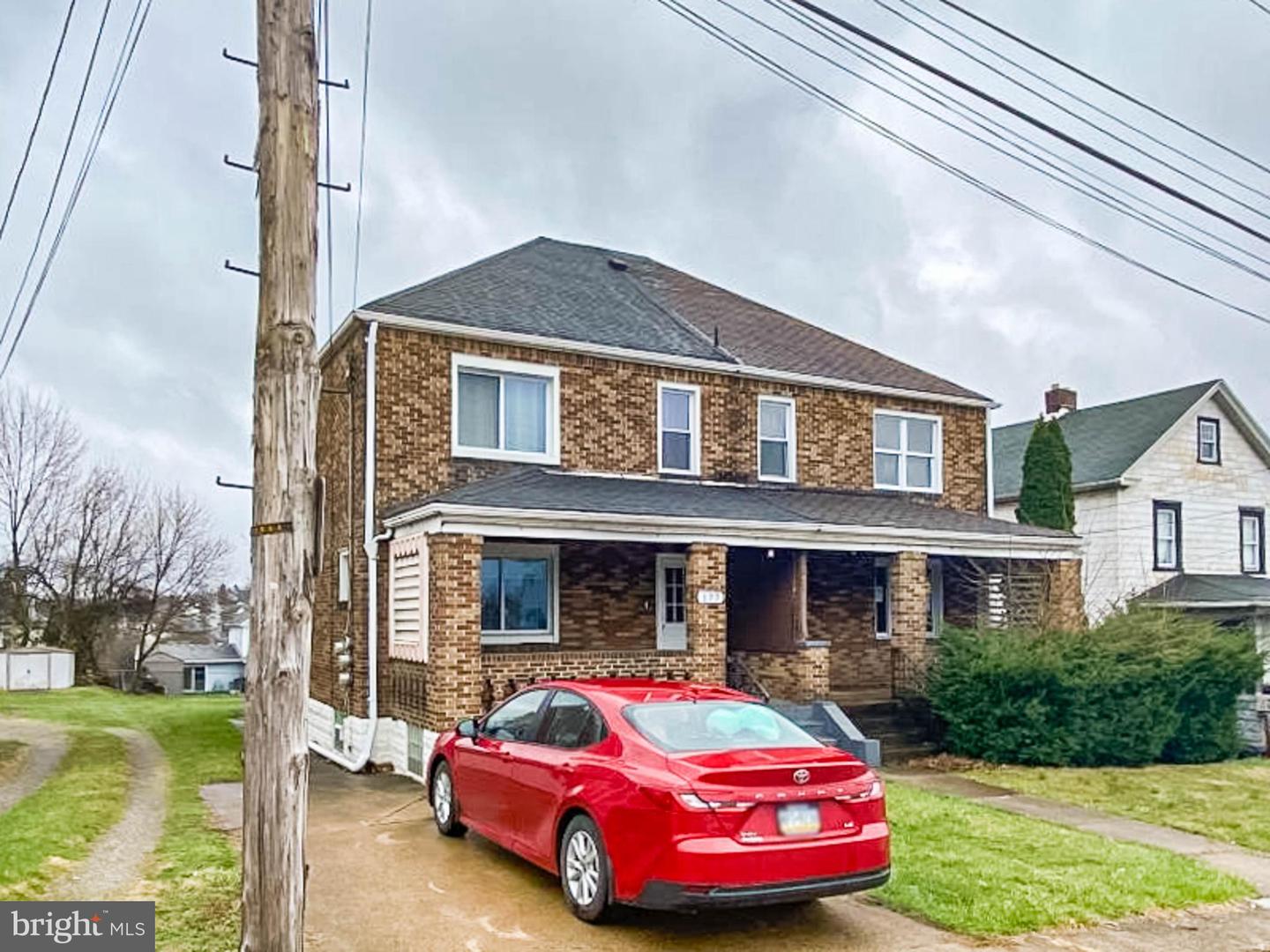 179 Magnolia St Property Photo 2