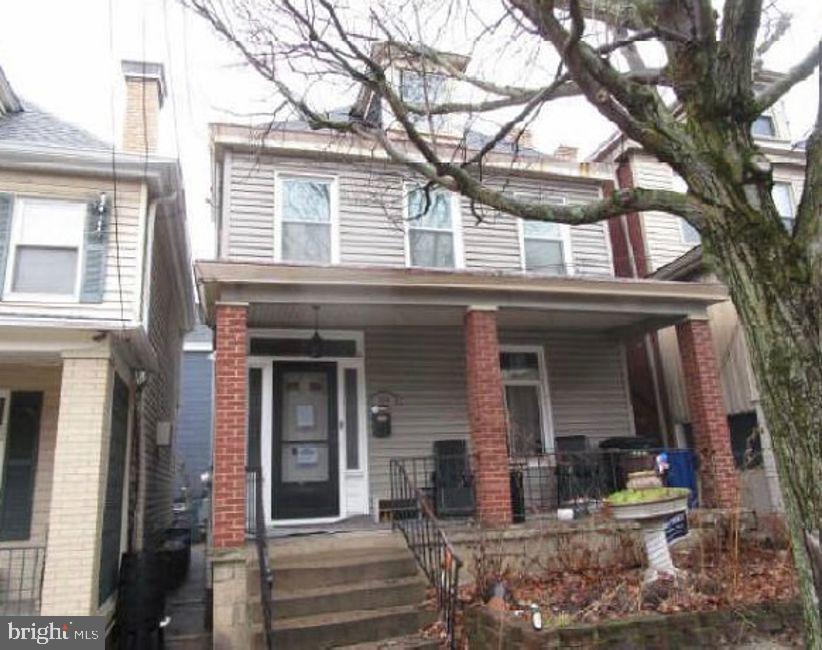 124 Maple Ter Property Photo 1