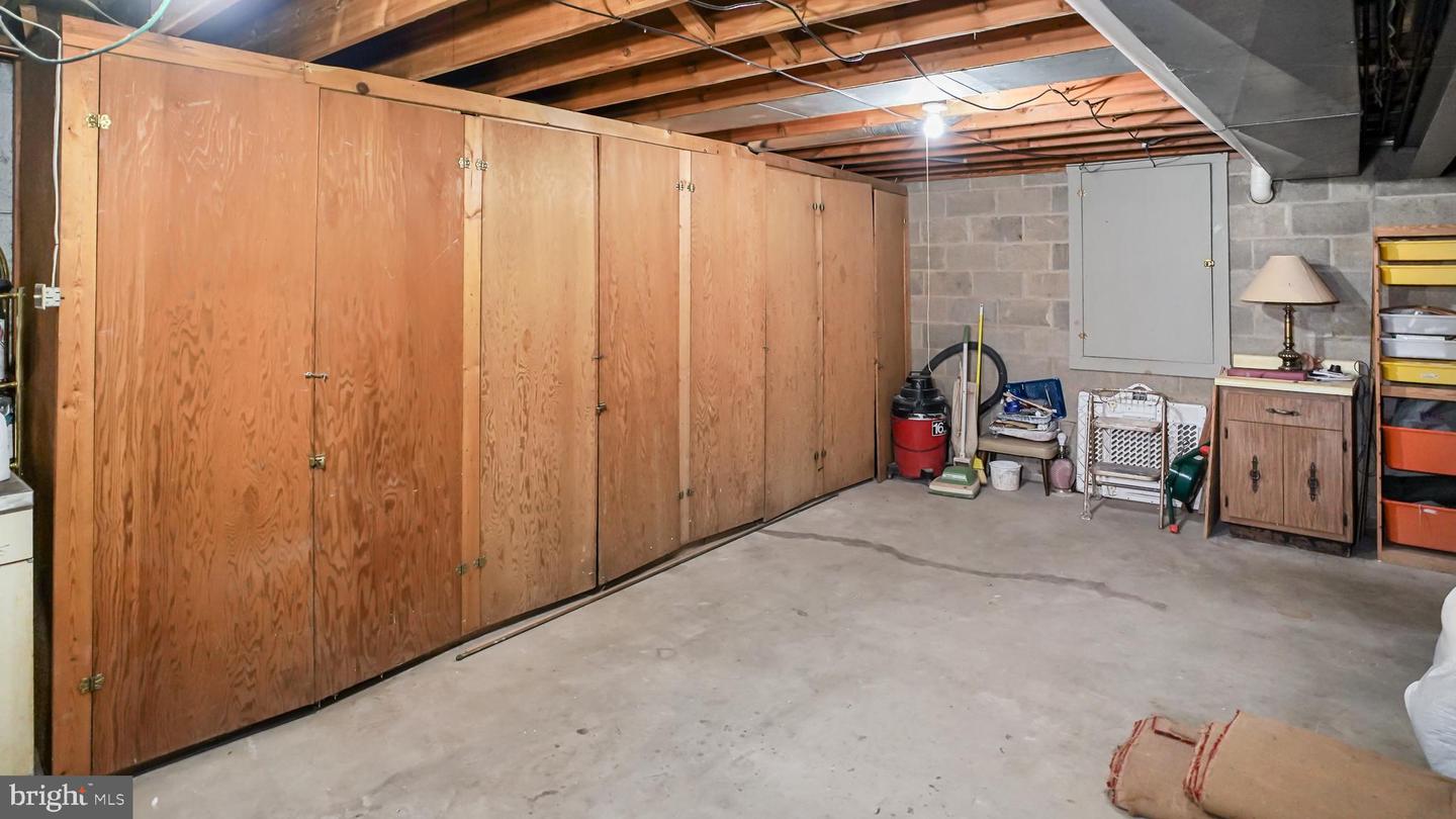 771 Olive St Property Photo 38