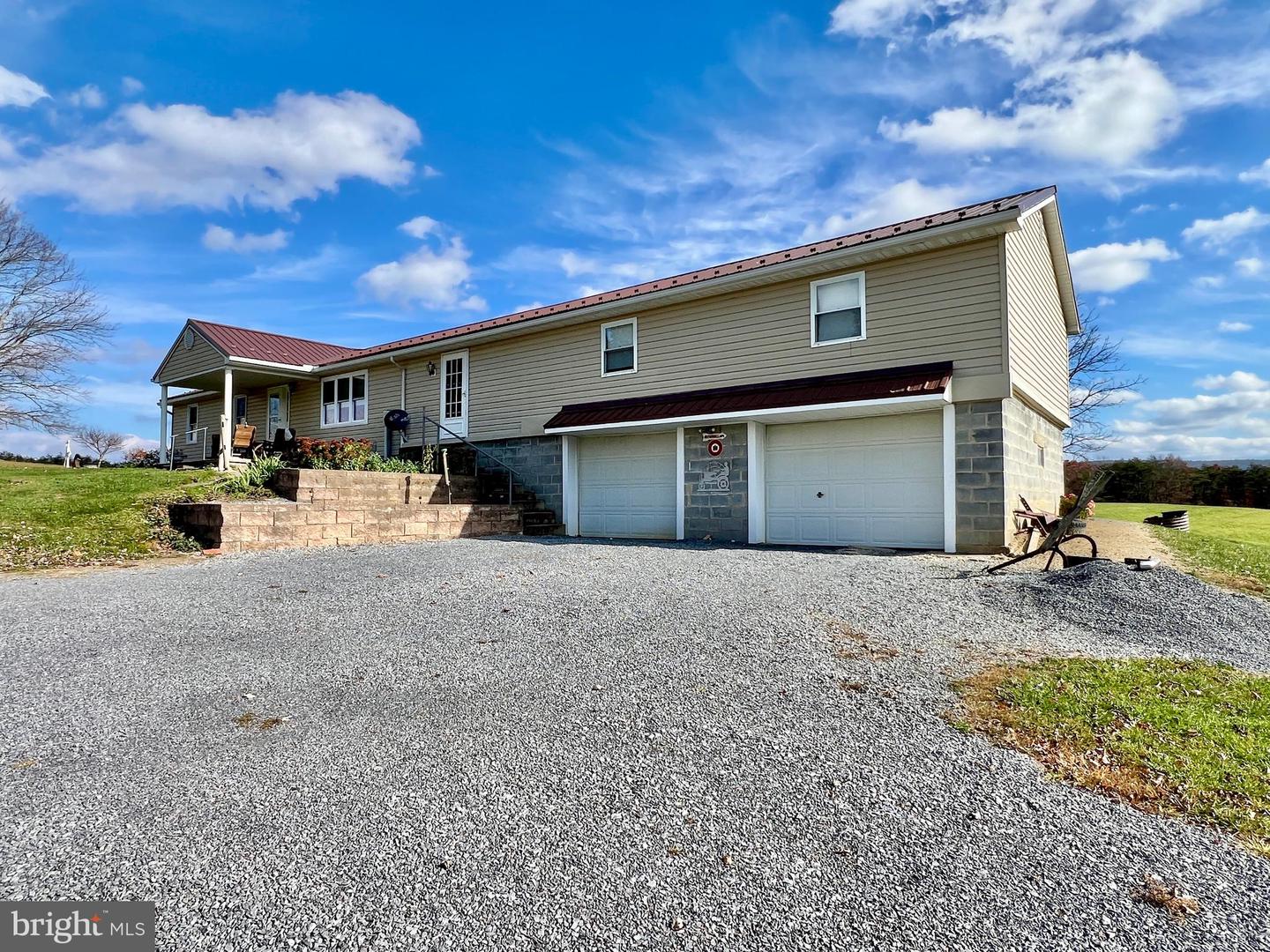 1482 Clingerman Road Property Photo 2