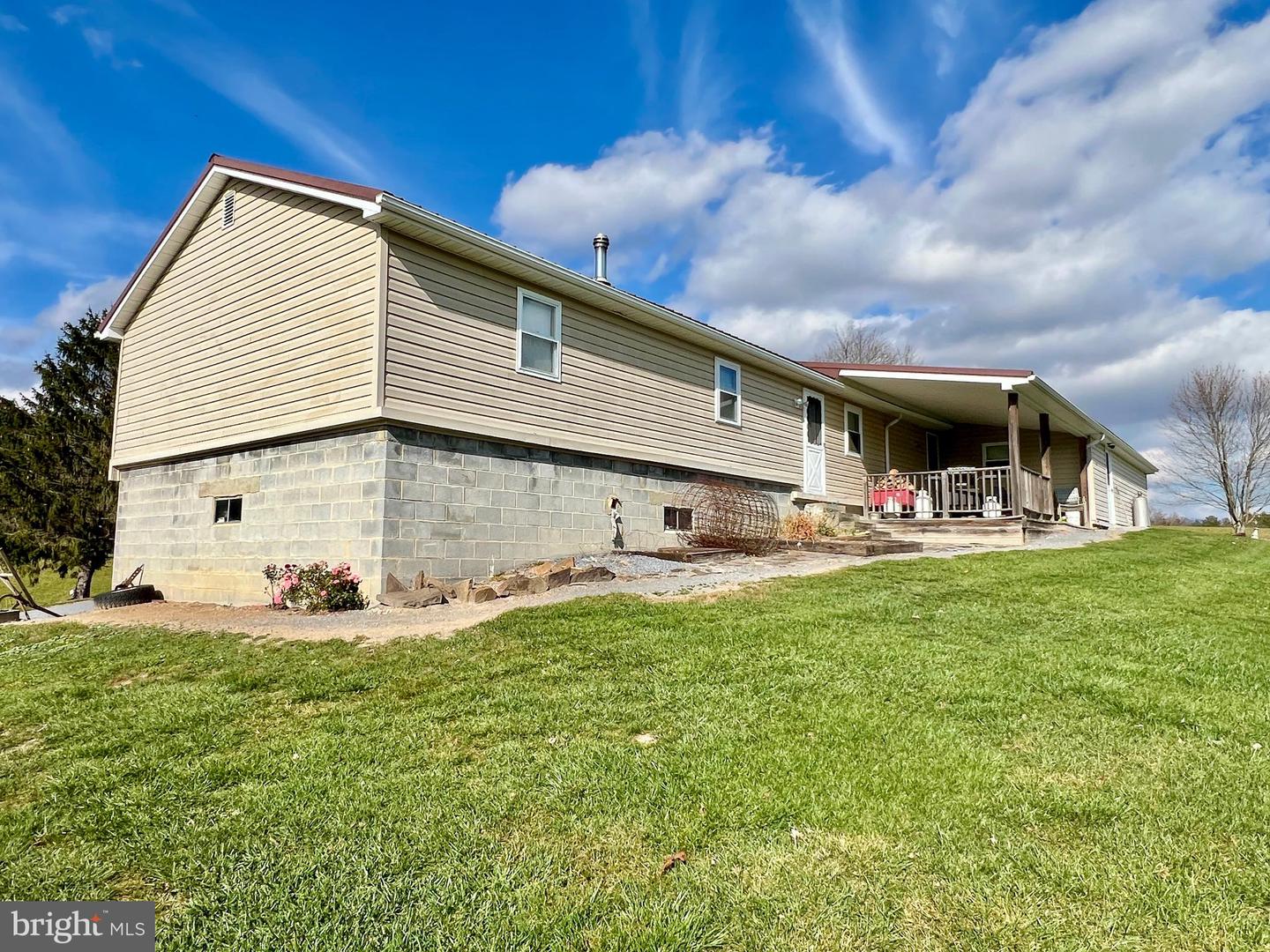 1482 Clingerman Road Property Photo 3