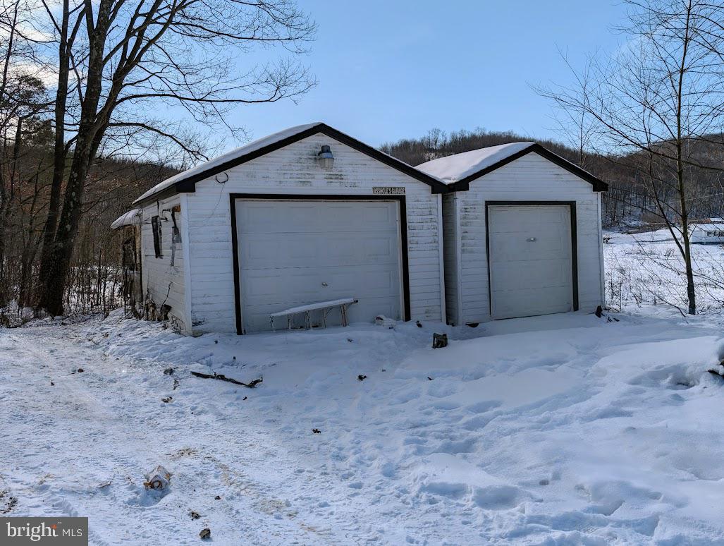 222 Picnic Rd Property Photo 5