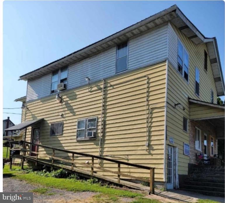 402 16th Street Property Photo