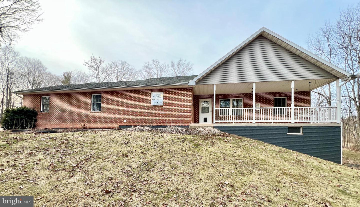 Breezewood Real Estate Listings Main Image