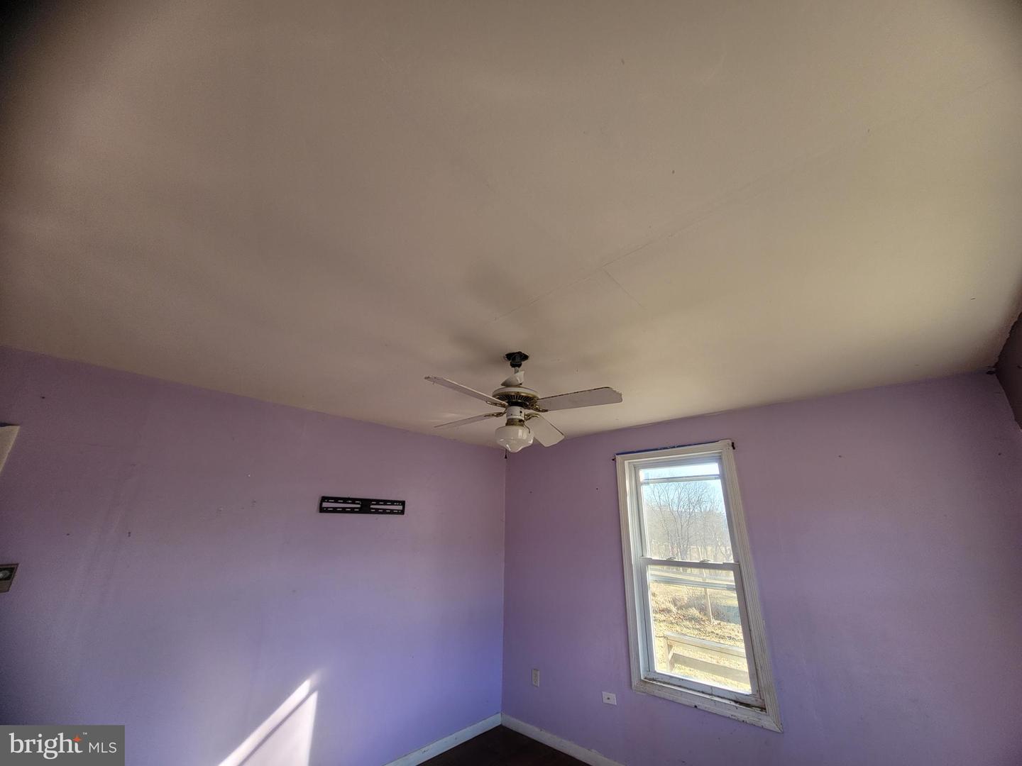 2210 Hyndman Rd Property Photo 24